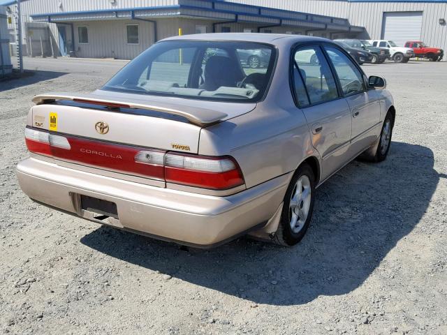 1NXBB02E6VZ653875 - 1997 TOYOTA COROLLA DX GOLD photo 4