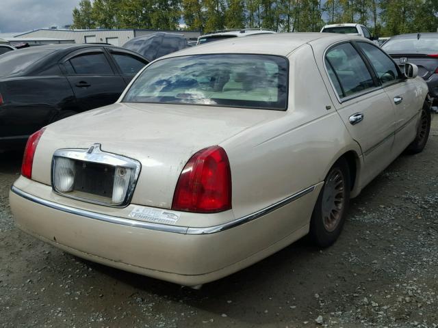 1LNHM83W81Y643488 - 2001 LINCOLN TOWN CAR C BEIGE photo 4