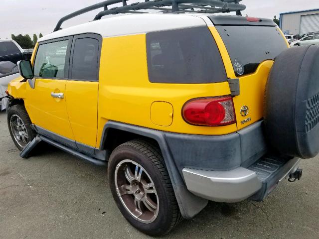 JTEBU11F870057414 - 2007 TOYOTA FJ CRUISER YELLOW photo 3