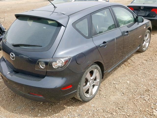 JM1BK343651265905 - 2005 MAZDA 3 HATCHBAC BLACK photo 4