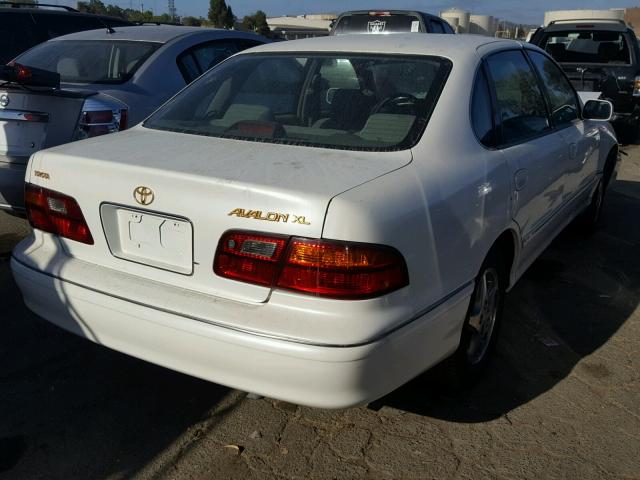 4T1BF18B5XU323347 - 1999 TOYOTA AVALON WHITE photo 4