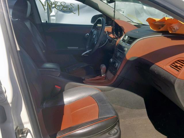 1G1ZK57708F263334 - 2008 CHEVROLET MALIBU LTZ თეთრი ფოტო 5