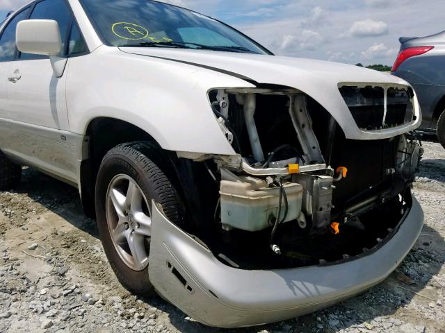 JTJHF10U010200689 - 2001 LEXUS RX 300 WHITE photo 9