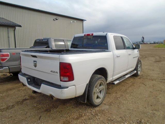 1C6RD7MT6CS106042 - 2012 DODGE RAM 1500 S WHITE photo 4