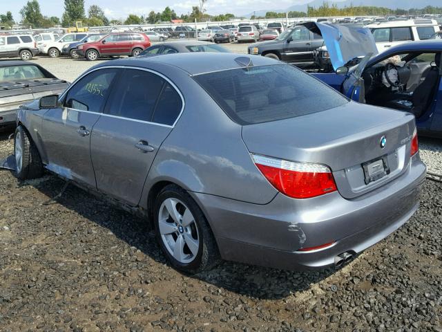 WBANV13508CZ57109 - 2008 BMW 528 XI GRAY photo 3