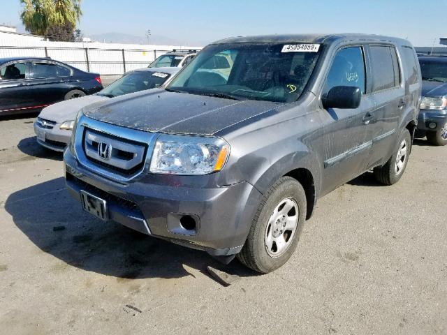 5FNYF3H22BB018108 - 2011 HONDA PILOT LX GRAY photo 2