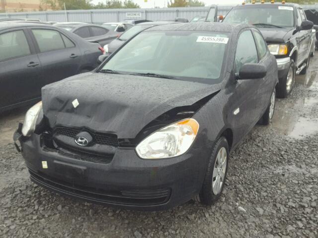 KMHCN3BC8AU153111 - 2010 HYUNDAI ACCENT SE BLACK photo 2