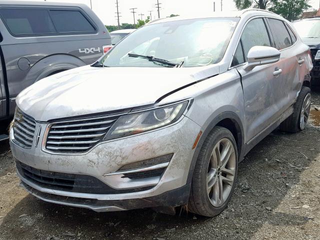 5LMTJ3DH8GUJ28705 - 2016 LINCOLN MKC RESERV SILVER photo 2