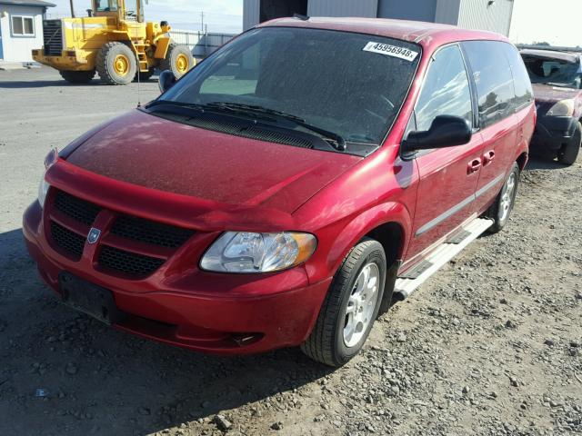 1D4GP45R24B511411 - 2004 DODGE CARAVAN SX RED photo 2