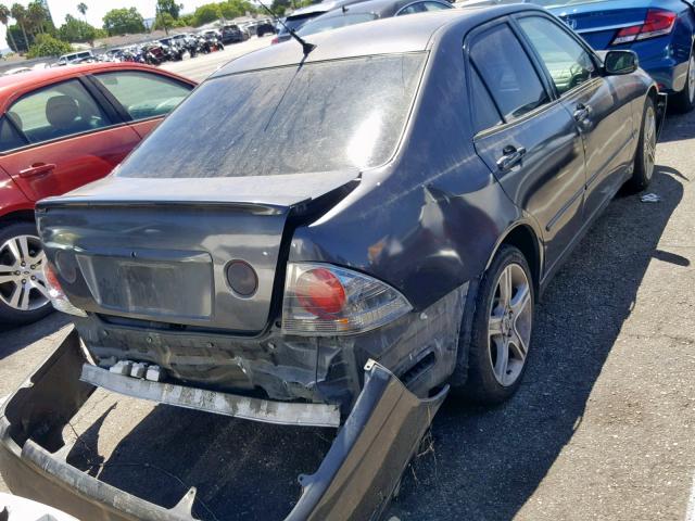 JTHBD192050101259 - 2005 LEXUS IS 300 GRAY photo 4