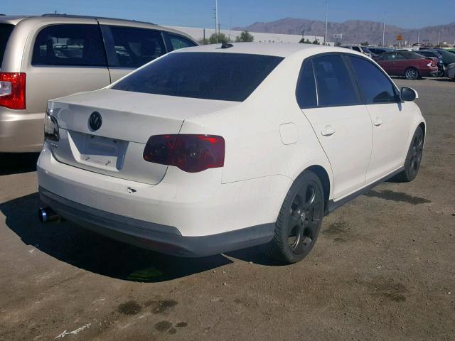 3VWTJ71K07M118265 - 2007 VOLKSWAGEN JETTA GLI WHITE photo 4