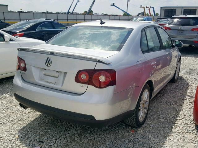 3VWRJ71K89M033042 - 2009 VOLKSWAGEN JETTA WOLF GRAY photo 4