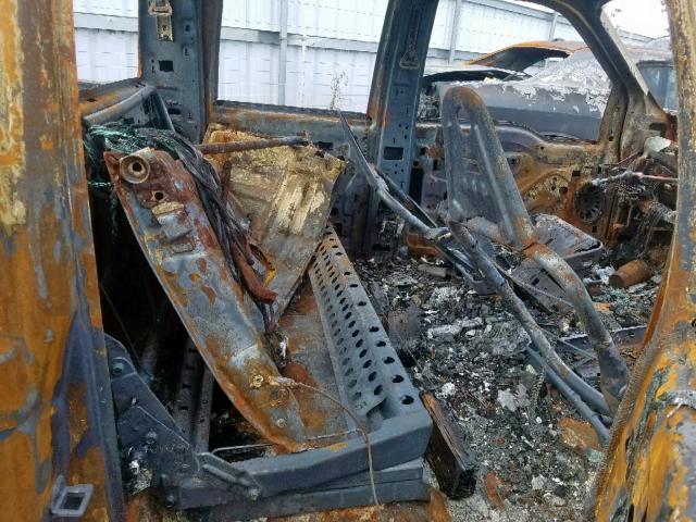 1FTSW31F11ED64203 - 2001 FORD F350 SRW S BURN photo 6