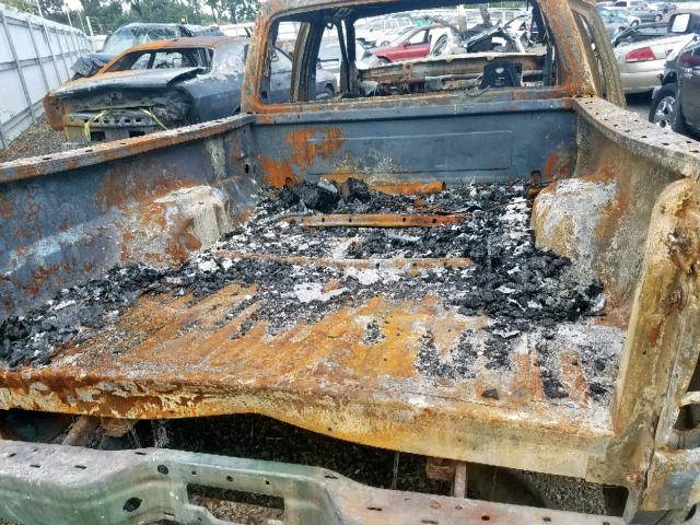 1FTSW31F11ED64203 - 2001 FORD F350 SRW S BURN photo 9