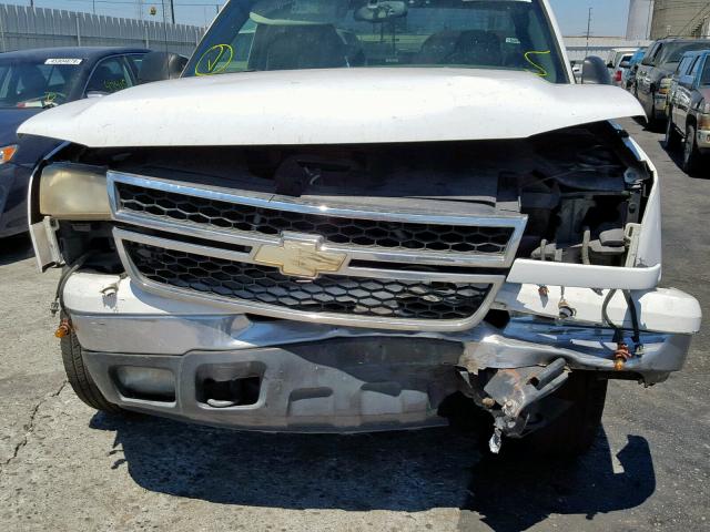 1GCEC19V37Z184566 - 2007 CHEVROLET SILVERADO WHITE photo 9