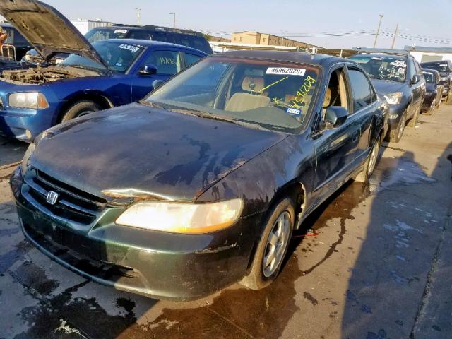 1HGCG5675YA044738 - 2000 HONDA ACCORD SE GREEN photo 2