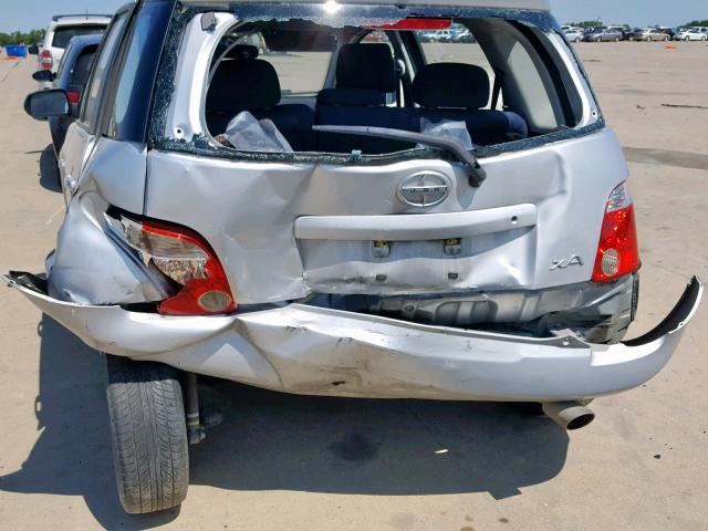 JTKKT604860145696 - 2006 TOYOTA SCION XA SILVER photo 9