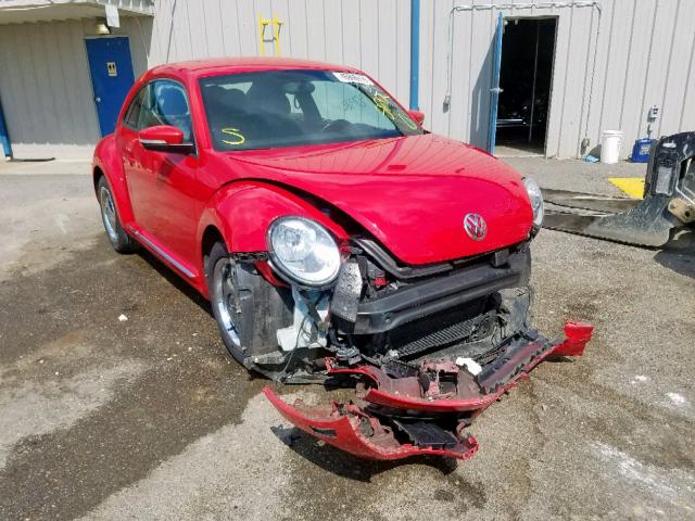 3VWJX7AT8CM659153 - 2012 VOLKSWAGEN BEETLE RED photo 1