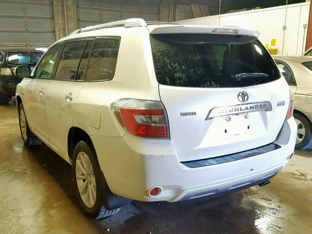 JTEEW41A582000901 - 2008 TOYOTA HIGHLANDER WHITE photo 3