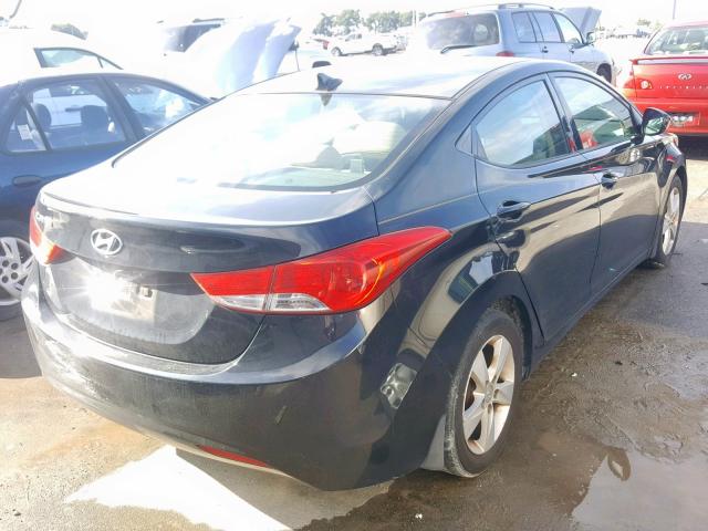 5NPDH4AE7DH297420 - 2013 HYUNDAI ELANTRA GL BLACK photo 4