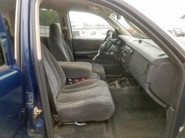 1D7HL38X63S319950 - 2003 DODGE DAKOTA QUA BLUE photo 5