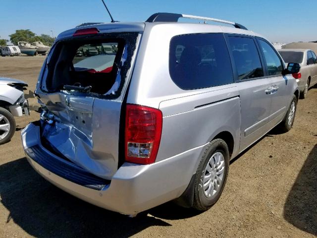 KNDMG4C78E6548894 - 2014 KIA SEDONA LX SILVER photo 4