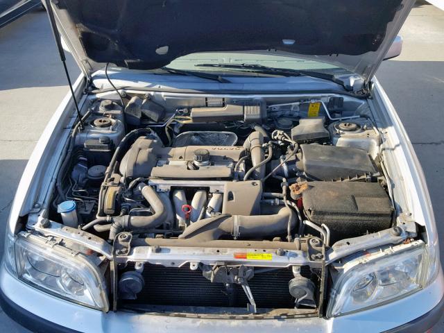 YV1VW29571F680311 - 2001 VOLVO V40 1.9T SILVER photo 7