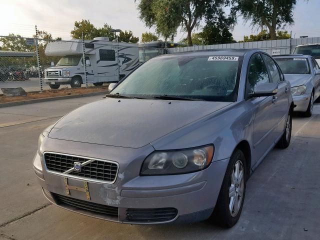 YV1MS390962168338 - 2006 VOLVO S40 2.4I GRAY photo 2