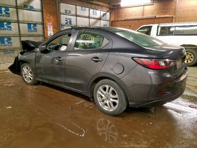 3MYDLBZV1GY138716 - 2016 TOYOTA SCION IA GRAY photo 3