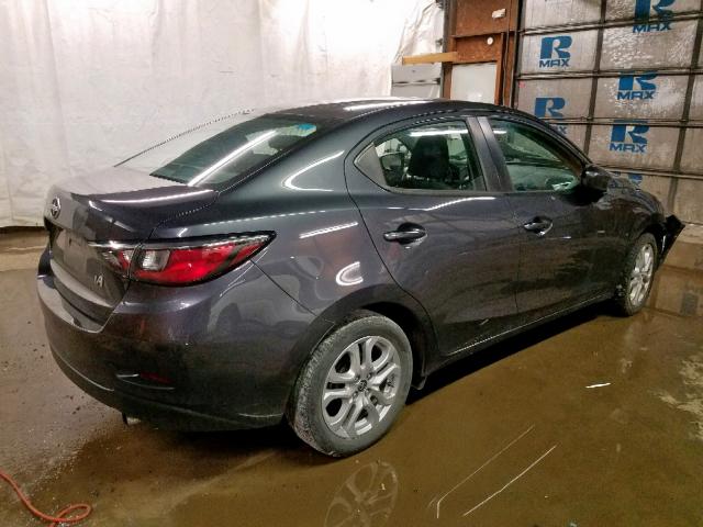 3MYDLBZV1GY138716 - 2016 TOYOTA SCION IA GRAY photo 4