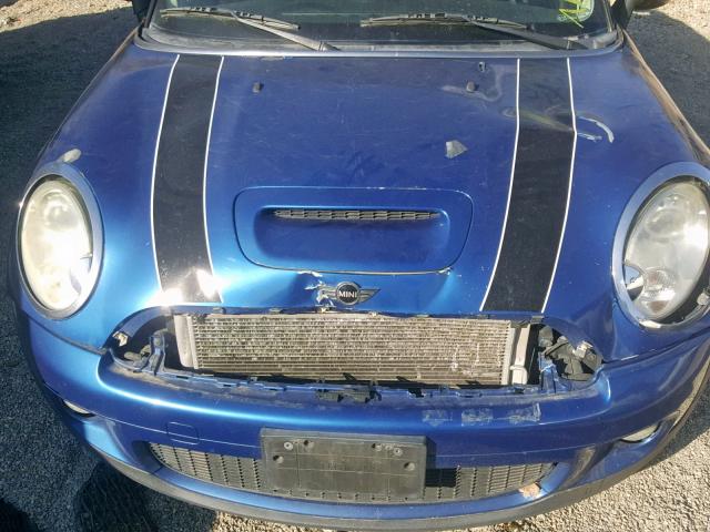 WMWMF73567TL89734 - 2007 MINI COOPER S BLUE photo 9