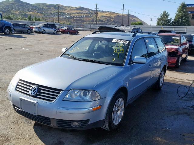 WVWWH63B52E006692 - 2002 VOLKSWAGEN PASSAT GLX BLUE photo 2