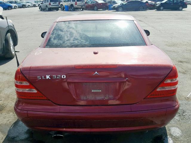 WDBKK65FX1F221735 - 2001 MERCEDES-BENZ SLK 320 RED photo 6