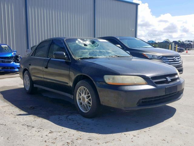 1HGCG5640WA035996 - 1998 HONDA ACCORD LX BLACK photo 1