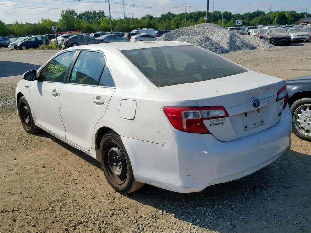 4T1BD1FK0CU023802 - 2012 TOYOTA CAMRY HYBR WHITE photo 3