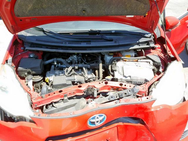 JTDKDTB3XD1530563 - 2013 TOYOTA PRIUS C RED photo 7