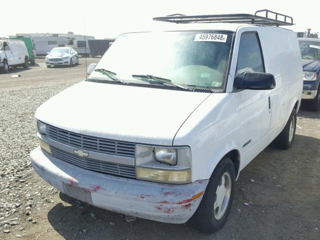 1GCDM19WXXB176216 - 1999 CHEVROLET ASTRO WHITE photo 2