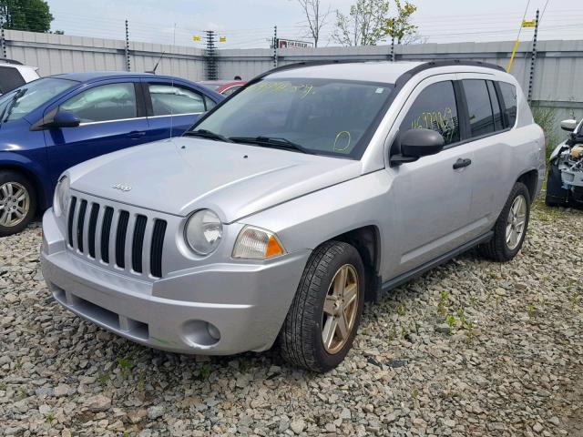 1J8FT47W97D170260 - 2007 JEEP COMPASS SILVER photo 2