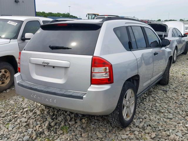 1J8FT47W97D170260 - 2007 JEEP COMPASS SILVER photo 4