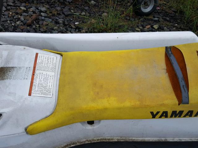 YAMA2401L293 - 1993 YAMAHA JETSKI WHITE photo 5