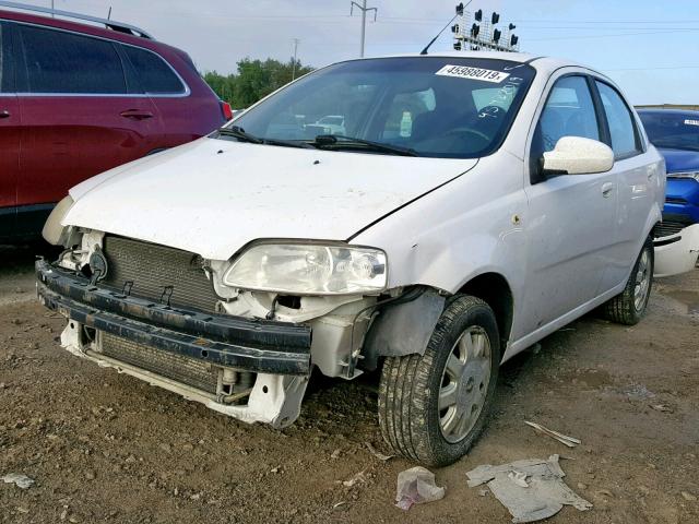 KL1TG52685B371210 - 2005 CHEVROLET AVEO LT WHITE photo 2