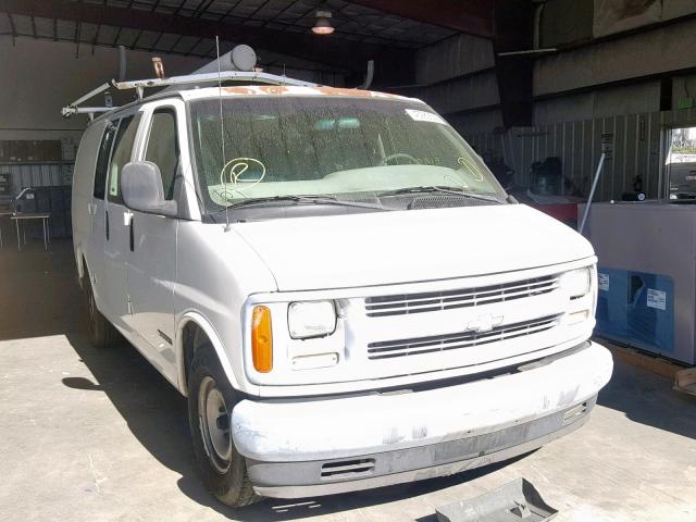 1GCFG25W011139037 - 2001 CHEVROLET EXPRESS G2 WHITE photo 1