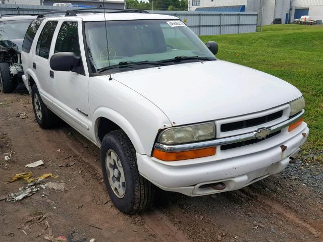 1GNDT13X03K166218 - 2003 CHEVROLET BLAZER WHITE photo 1