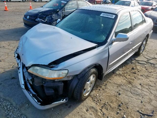 1HGCG16521A059534 - 2001 HONDA ACCORD EX SILVER photo 2