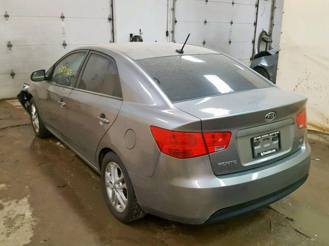 KNAFU4A27C5558566 - 2012 KIA FORTE EX GRAY photo 3