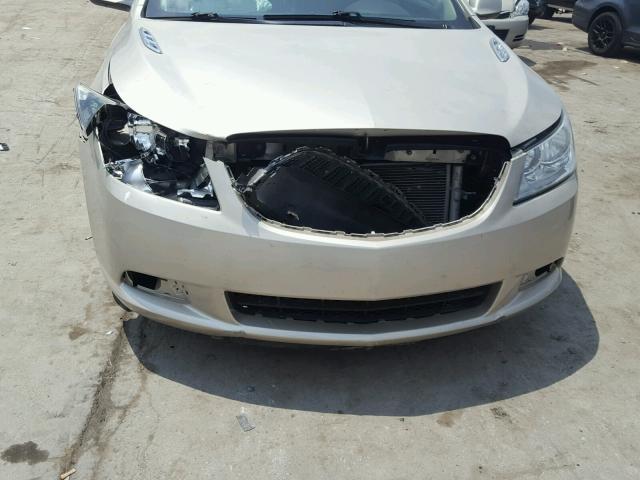 1G4GA5E38DF320418 - 2013 BUICK LACROSSE GOLD photo 9