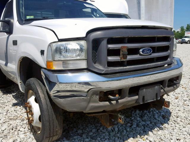 1FDAF57S54ED21978 - 2004 FORD F550 SUPER WHITE photo 9