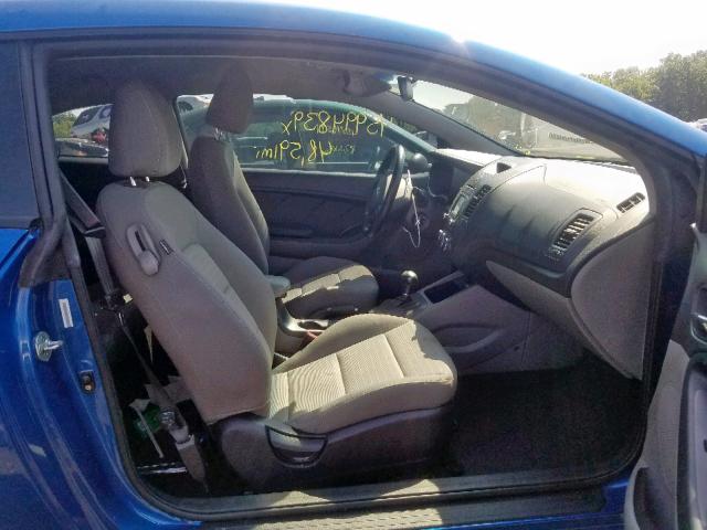 KNAFX6A86E5244627 - 2014 KIA FORTE EX BLUE photo 5