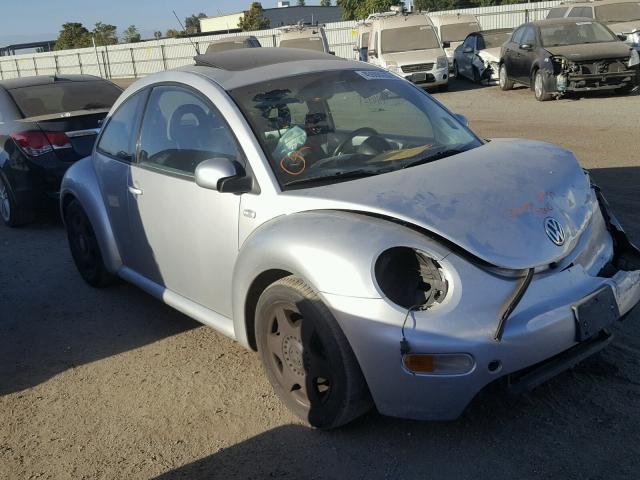 3VWCK21C61M435354 - 2001 VOLKSWAGEN NEW BEETLE SILVER photo 1