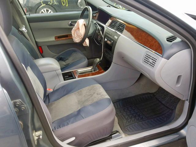 2G4WC582461177647 - 2006 BUICK LACROSSE C BLUE photo 5